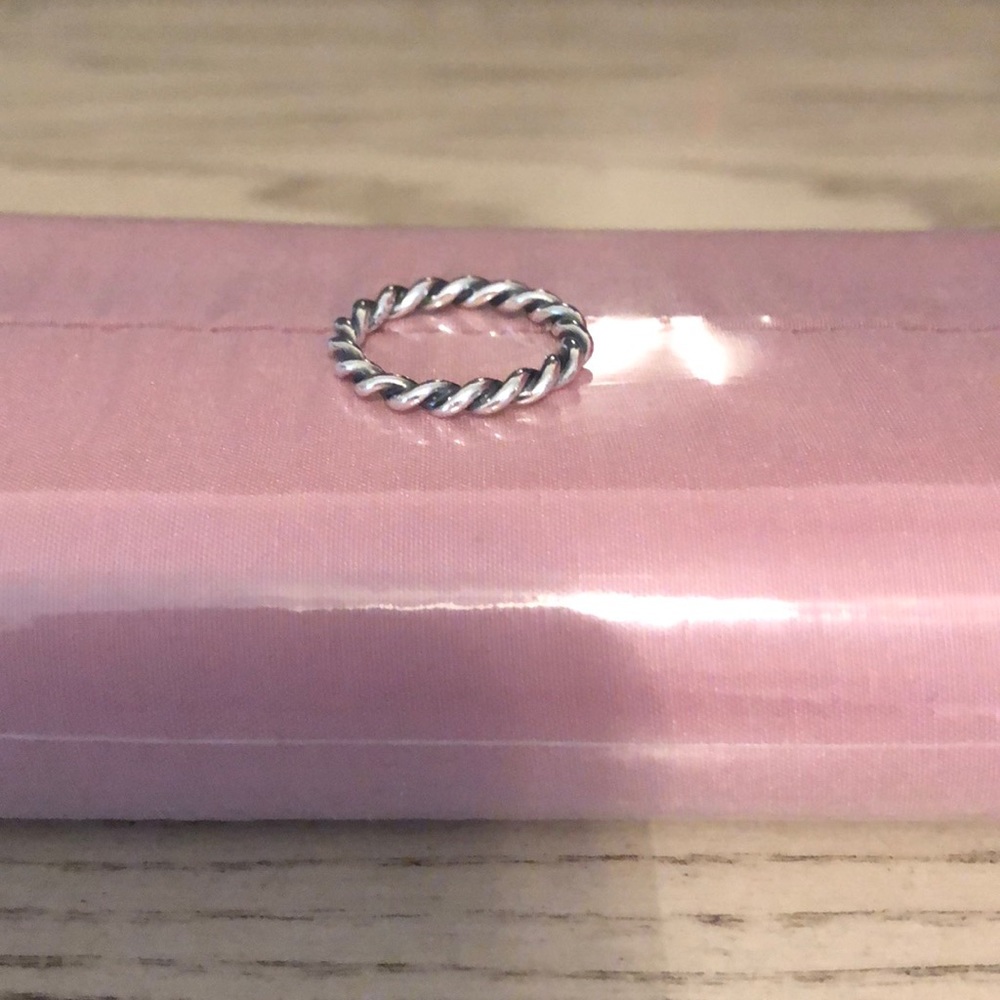 Pandora sterling silver twist ring